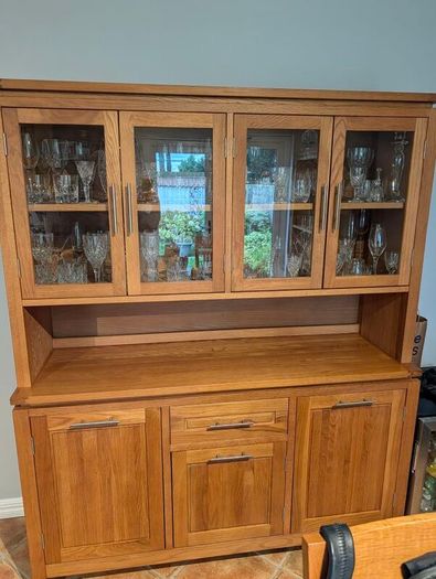 Drinks cabinet and dresser