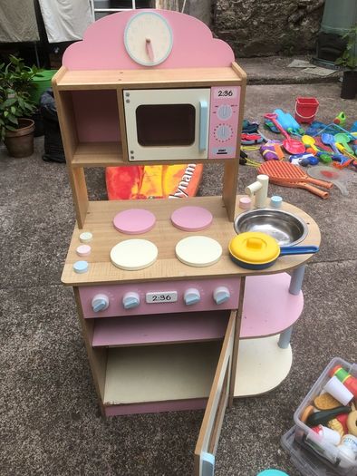Toy Kitchen