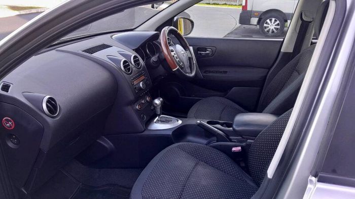 Nissan Quashqai Automatic 2009.