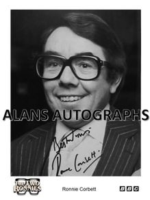 Ronnie Corbett Autograph