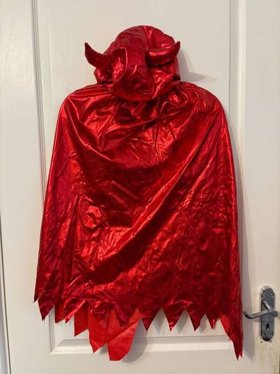 Girls' Devil Halloween Costume with Cape, Wings, Horns and Trident. Size 3
