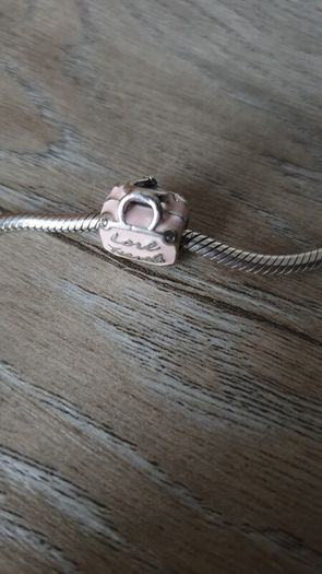 Pandora Suitcase Charm