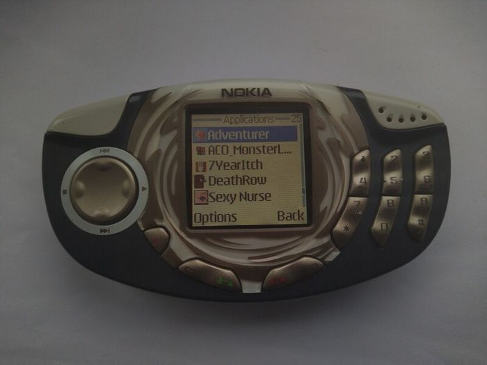 Vintage Nokia Gaming Phone Swap