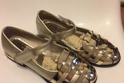 Girls shoes