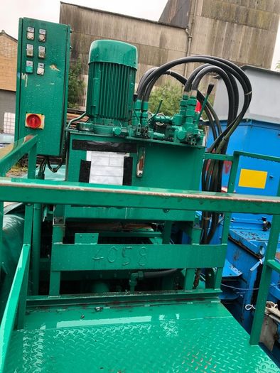 Used Paal press waste bailer