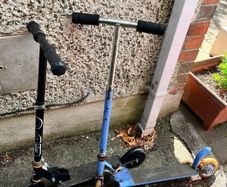 scooters and girl's bike /4-6yo)