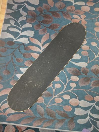 Skateboard