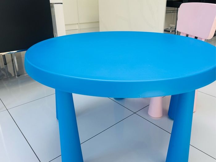 kids sturdy play table and chair