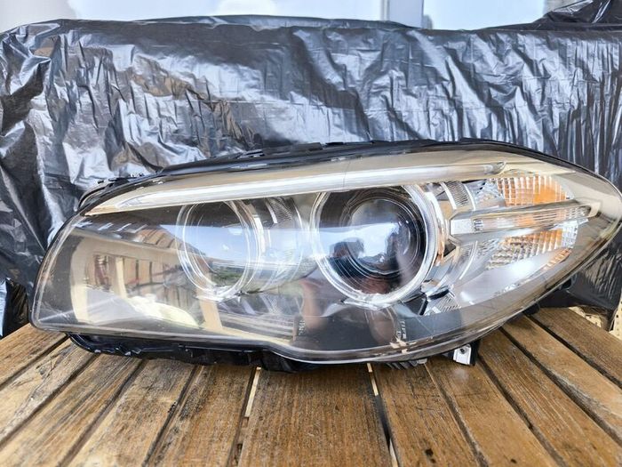 BMW 5 Series F10 F11 LCI Adaptive Xenon Headlight