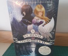 The School for Good and Evil  Sealed Book Set 10e