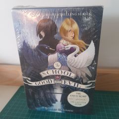 The School for Good and Evil  Sealed Book Set 10e