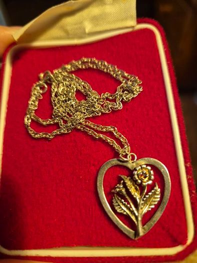 Vintage Sterling Silver Meadow Flowers in a Heart. Stamped.