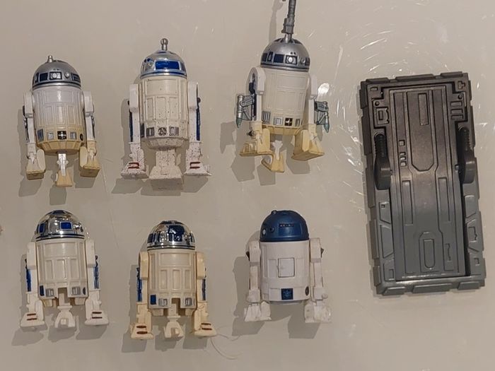 Star wars R2-d2 Figures