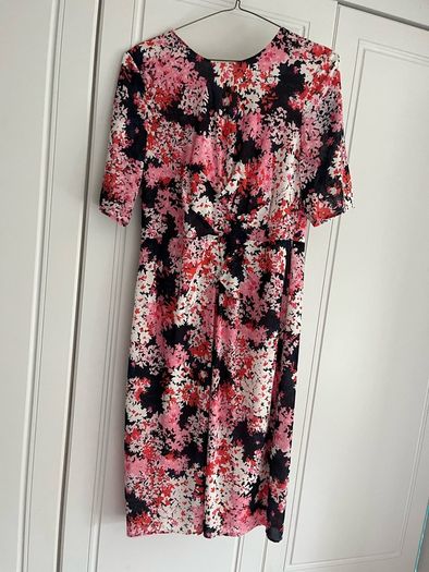 Floral fitted dress