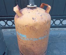 gas bottle (small bit less than full)