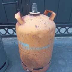 gas bottle (small bit less than full)