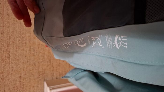 Dare 2b waterproof, breathable jacket
