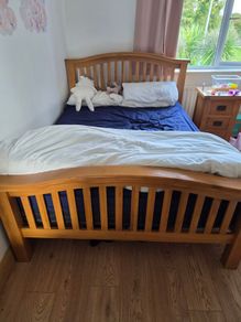 Solid wood double bed