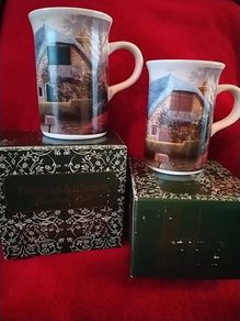 Thomas Kinkade Light up, Collectors Mugs x 2