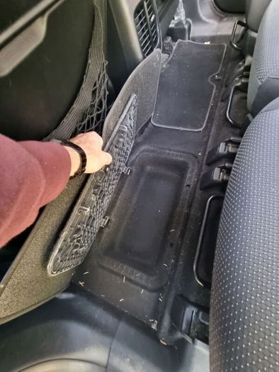 2013 Kia Carens