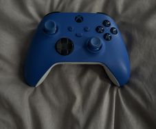 xbox controller(Shock blue) perfect condition