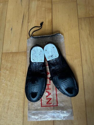 Boy reel irish dancing shoes size 6 1/2