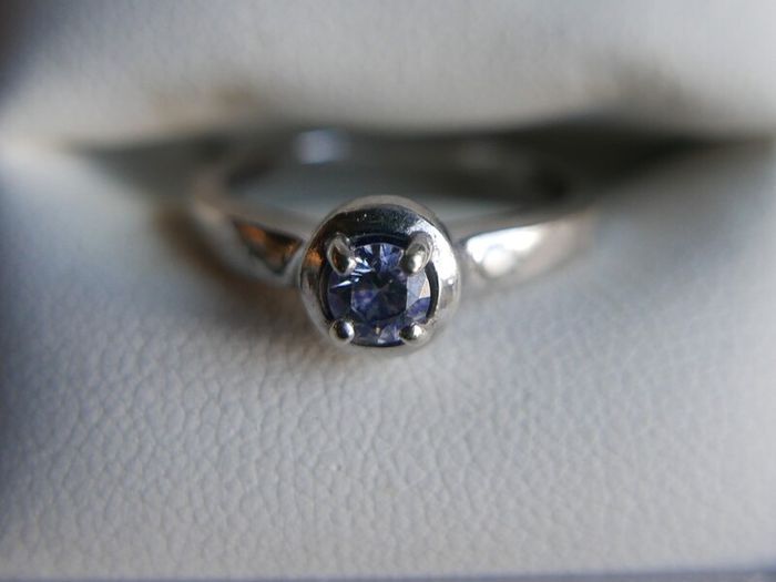 Vintage 9ct White Gold 375 & Blue Sapphire Stacker Ring 2,78g size N
