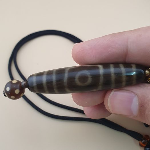 Vintage 3 Eyes Himalayan Tibetan Agate Dzi Bead Amulet Pendant Necklace