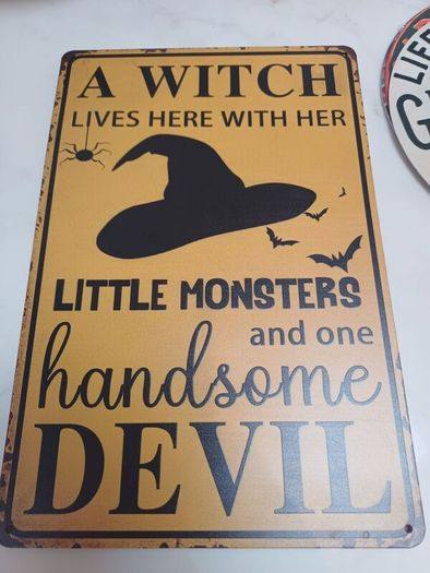 New metal signs 10 euro each small 7 euro each