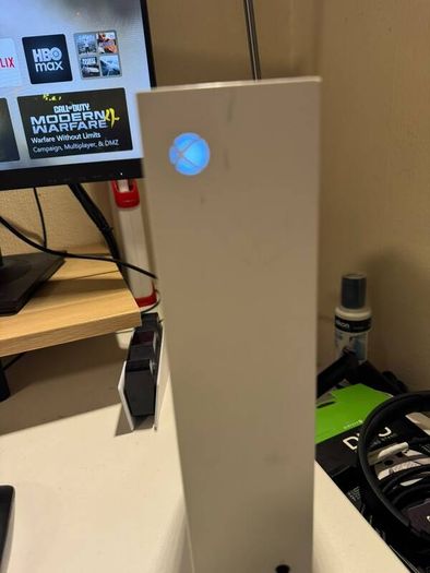 xbox series S 512gb with controller