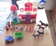 Fisher Price Farm House/Animals