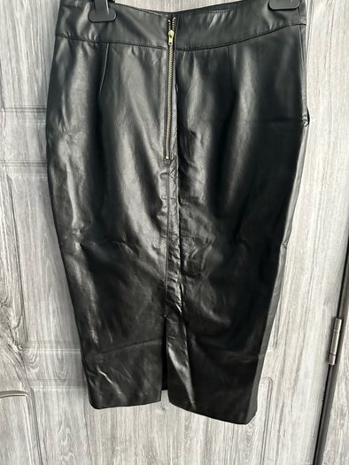 River Island Pencil Skirt - UK 10