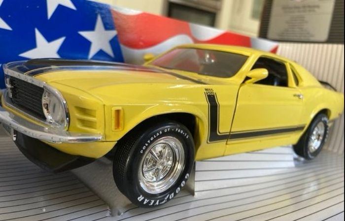 Ford Mustang Collection 1/18 USA Market ERTL