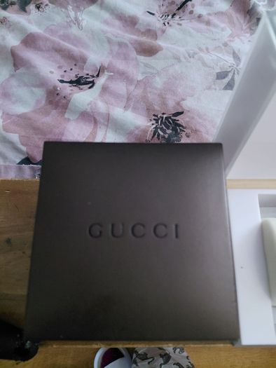 Vintage Gucci twirl watch