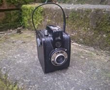 Vintage camera postage possible