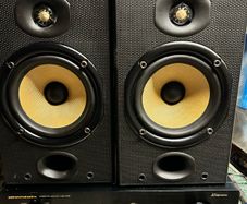 Bowers & Wilkins Marantz speakers and amp