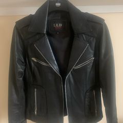 ladies black leather jacket