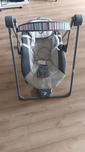Baby swing