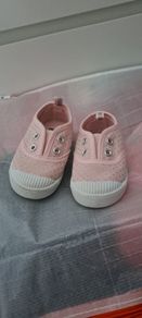Toddler's canvas shoes