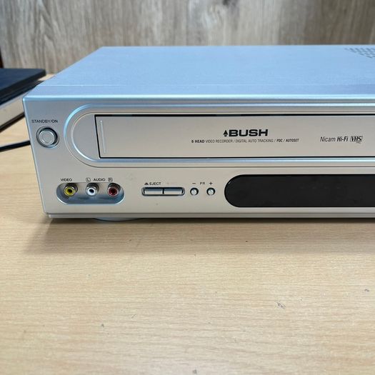Bush DVHS4 DVD/VHS/VCR Player Recorder Combi With Remote - FAULTY
