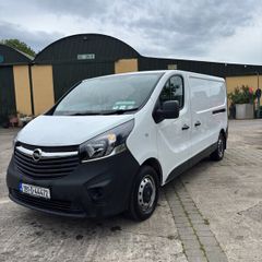 Opel Vivaro Long