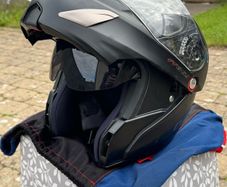 L52 helmet