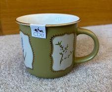 Brand New Carolyn Donnelly Eclectic Floral Mug