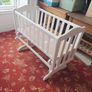 "Gliding" crib Image 5
