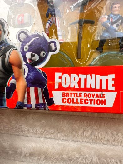 Fortnite Battle Royale Collection Star Spangled Trooper Fireworks Team Leader Damaged Box Please see photos