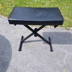 keyboard piano music seat bench