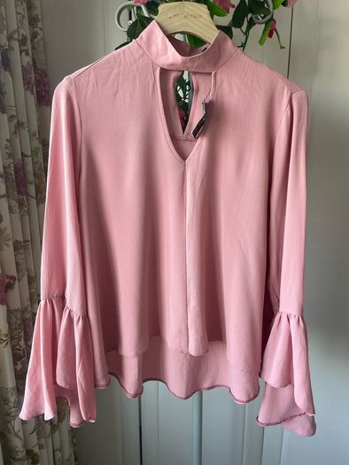blouse Bnwt size 10 dusky pink high neck blouse