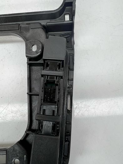 2016 Volkswagen Passat B8 Gear Selector Surround Trim 3g2864263 A2l4b5s