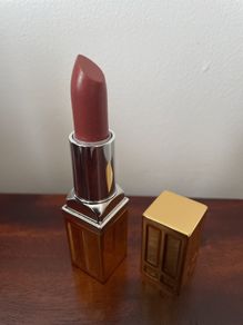 Elizabeth Arden Beautiful Color Moisturising Lipstick in Mocha Shimmer - New