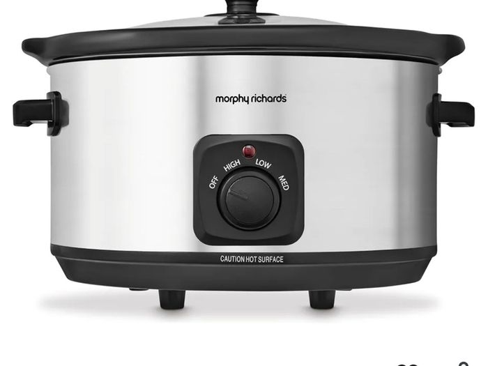 Slow cooker